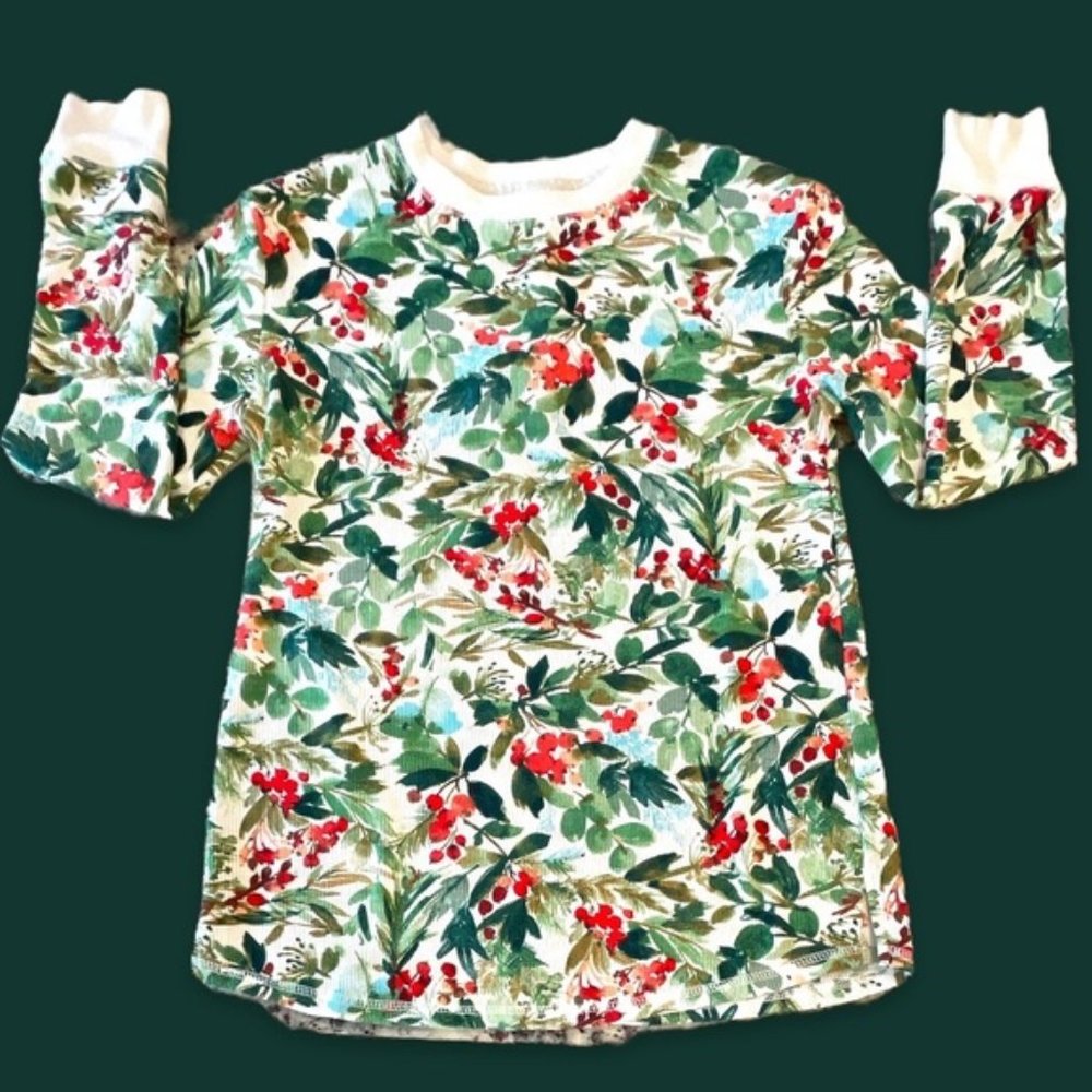 Holly Berry White Thermal Pajama Sleep Set - Large